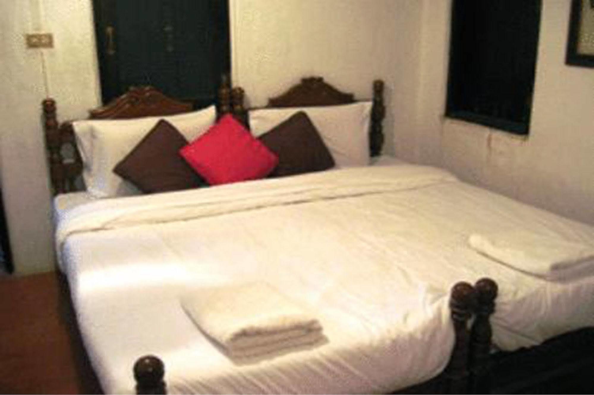 Momchailai Pattaya Retreat Eksteriør bilde