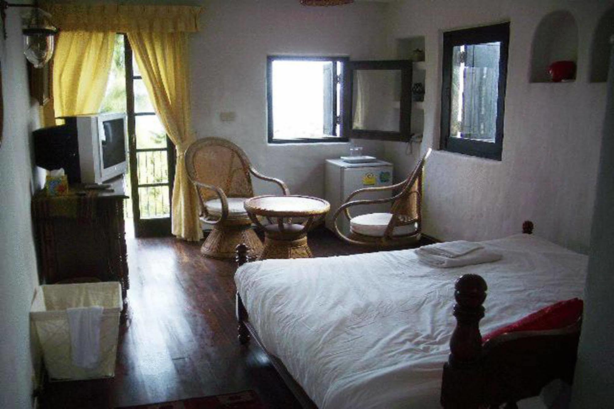 Momchailai Pattaya Retreat Eksteriør bilde